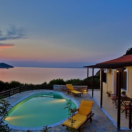 Porto Skopelos Villas Экстерьер фото